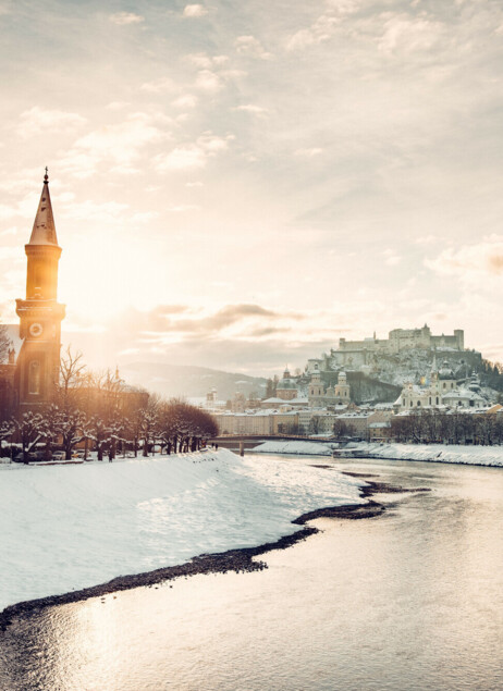 Winterlicher Blick auf die Stadt Salzburg
